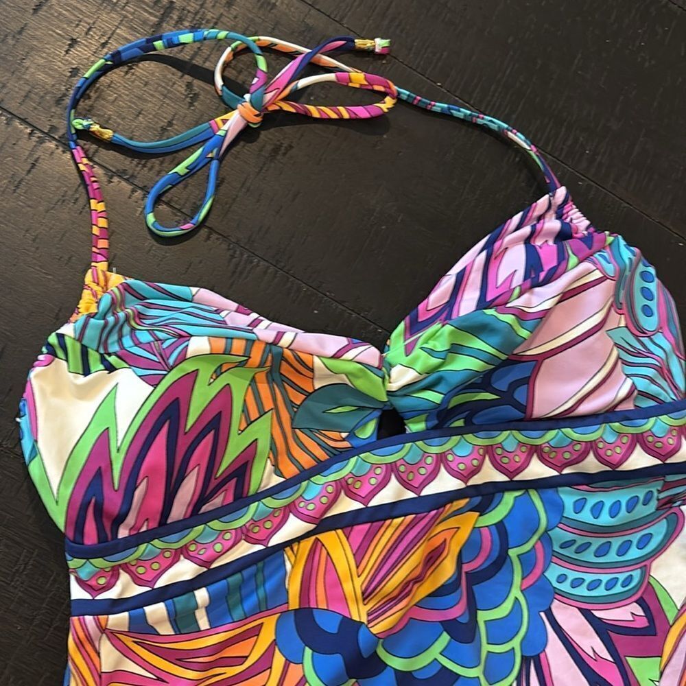 Trina Turk Paradise Plume Tankini Colorful Halter Top Size 6 - Picture 3 of 10
